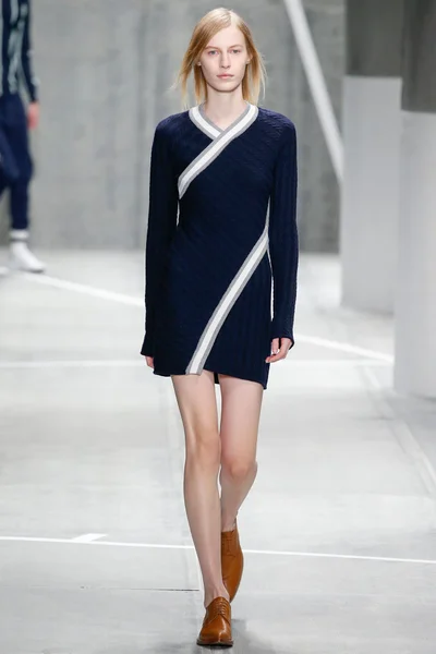 Look 27